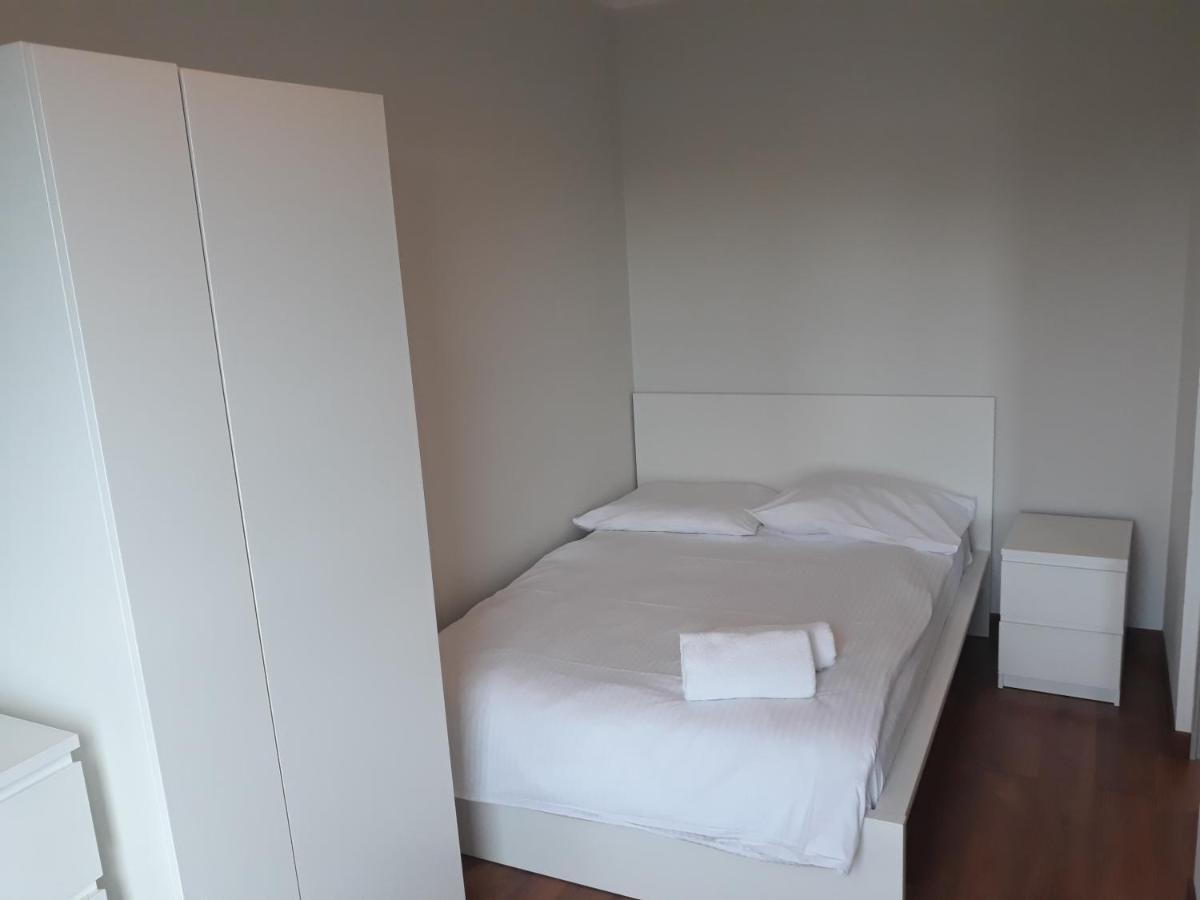Mg Apartments Gieldowa Варшава Экстерьер фото